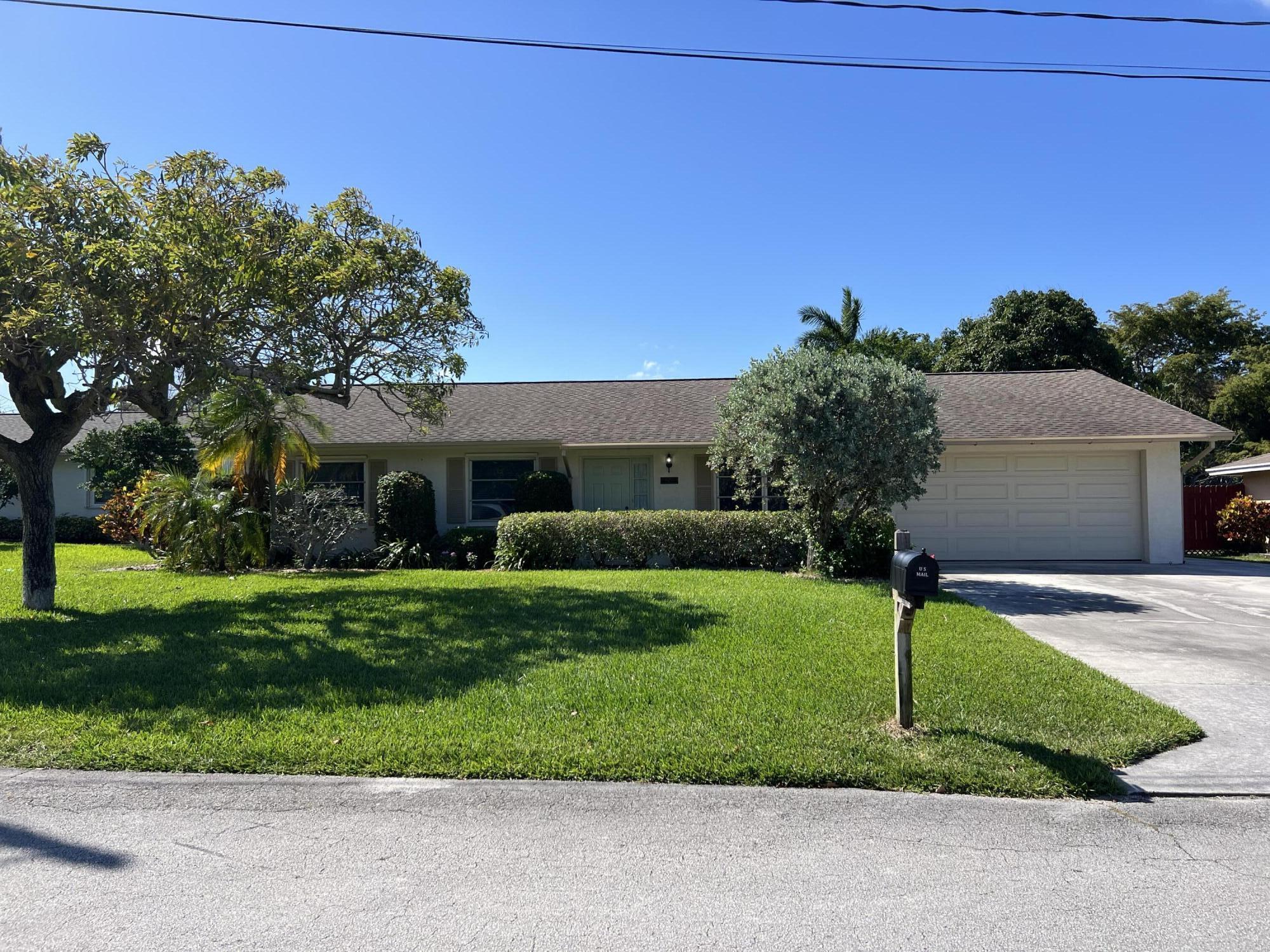 2705 Park Drive, Lantana, FL 33462, Lantana