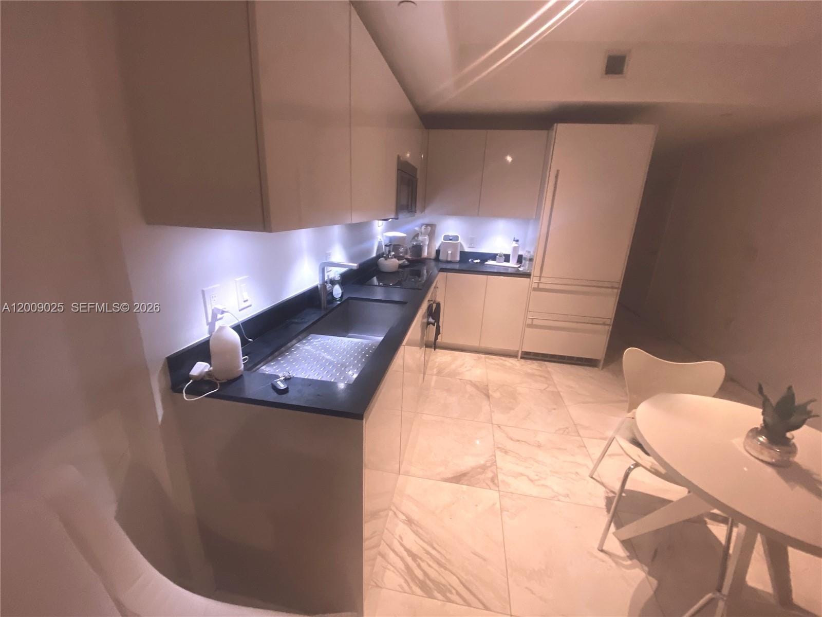 1010 Brickell Avenue 2910, Miami, FL 33131 photo 17