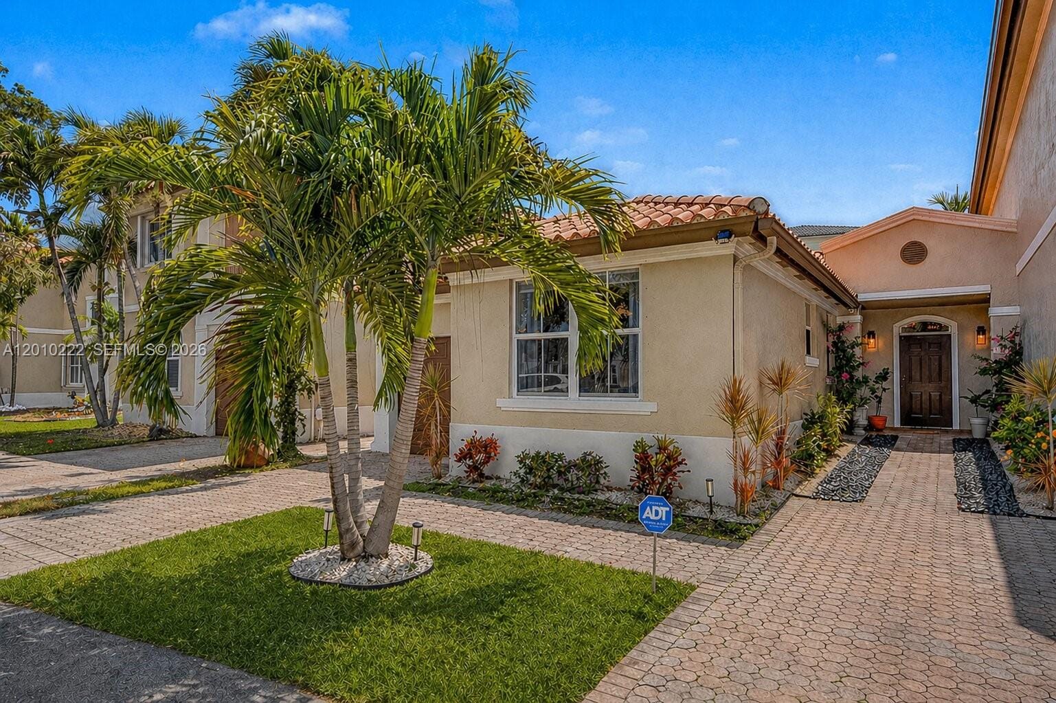 14231 NW 83rd Avenue, Miami Lakes, FL 33016