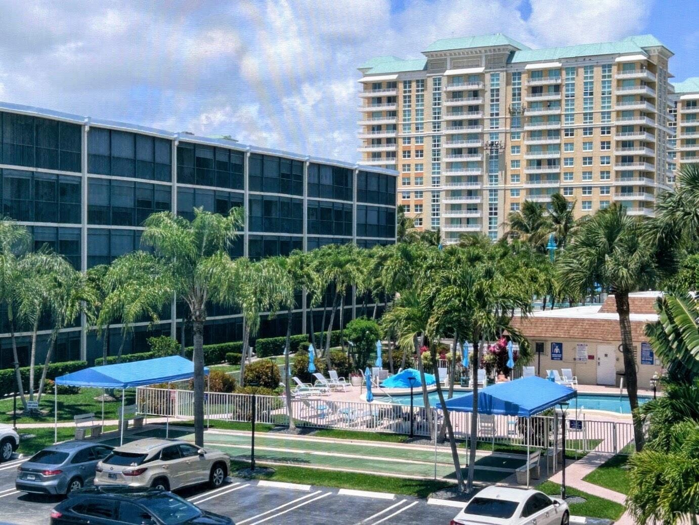 170 Horizons E 302, Boynton Beach, FL 33435 photo 22