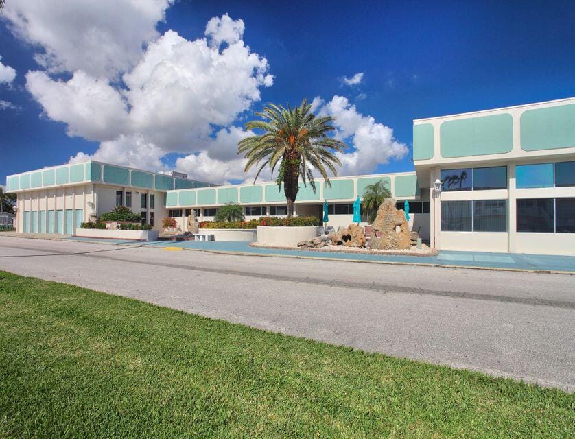 170 Horizons E 302, Boynton Beach, FL 33435 photo 26