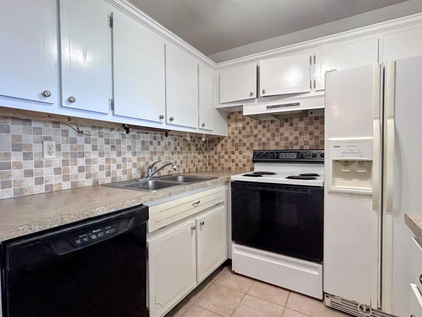 170 Horizons E 302, Boynton Beach, FL 33435 photo 8
