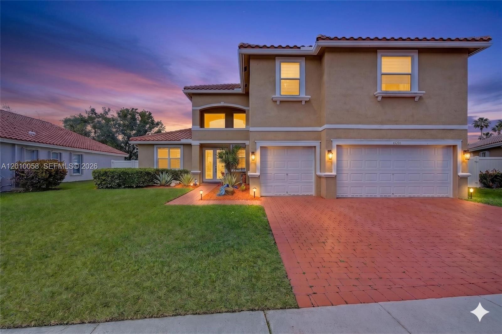 18901 SW 15th Street, Pembroke Pines, FL 33029, Pembroke Pines