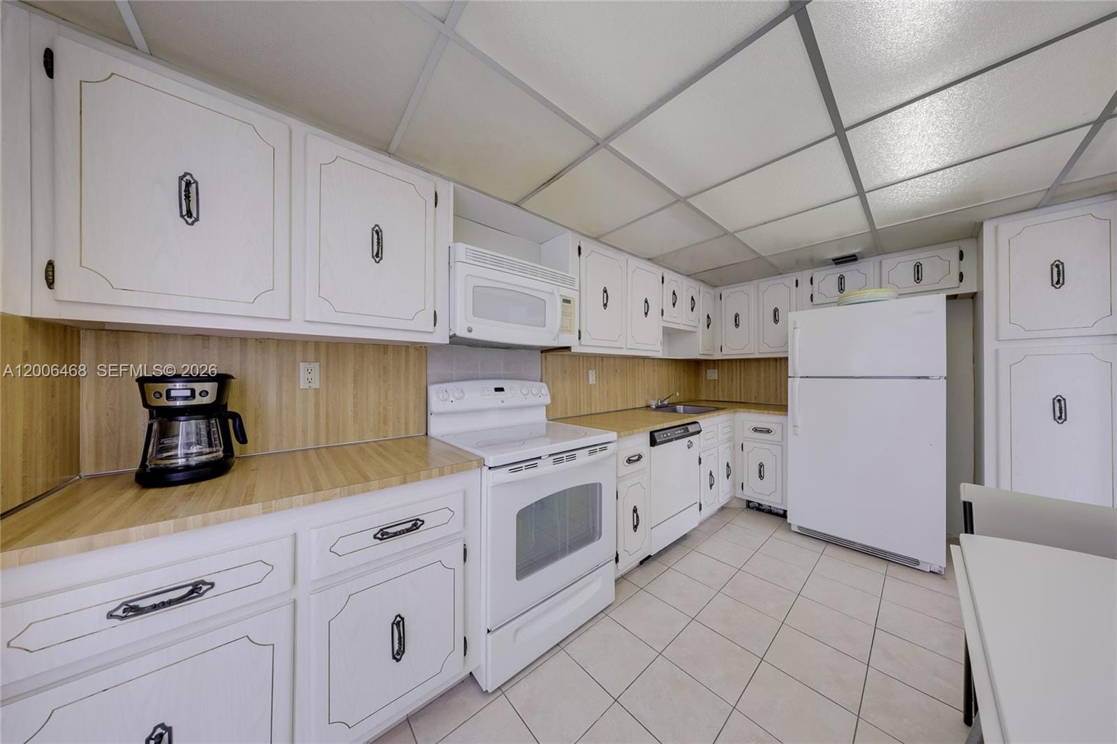 600 NE 36th Street 421 — photo 6