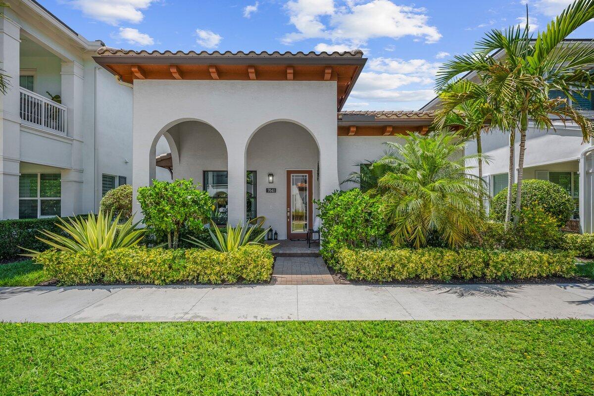 7041 Edison Place, Palm Beach Gardens, FL 33418, Palm Beach Gardens