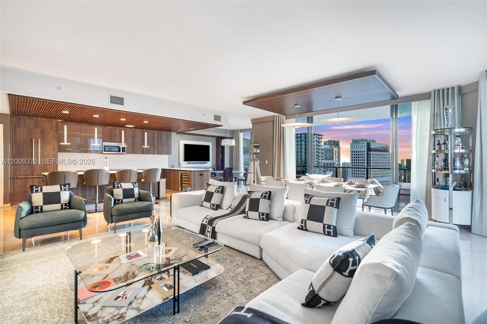 88 SW 7th Street 3801, Miami, FL 33130, Miami