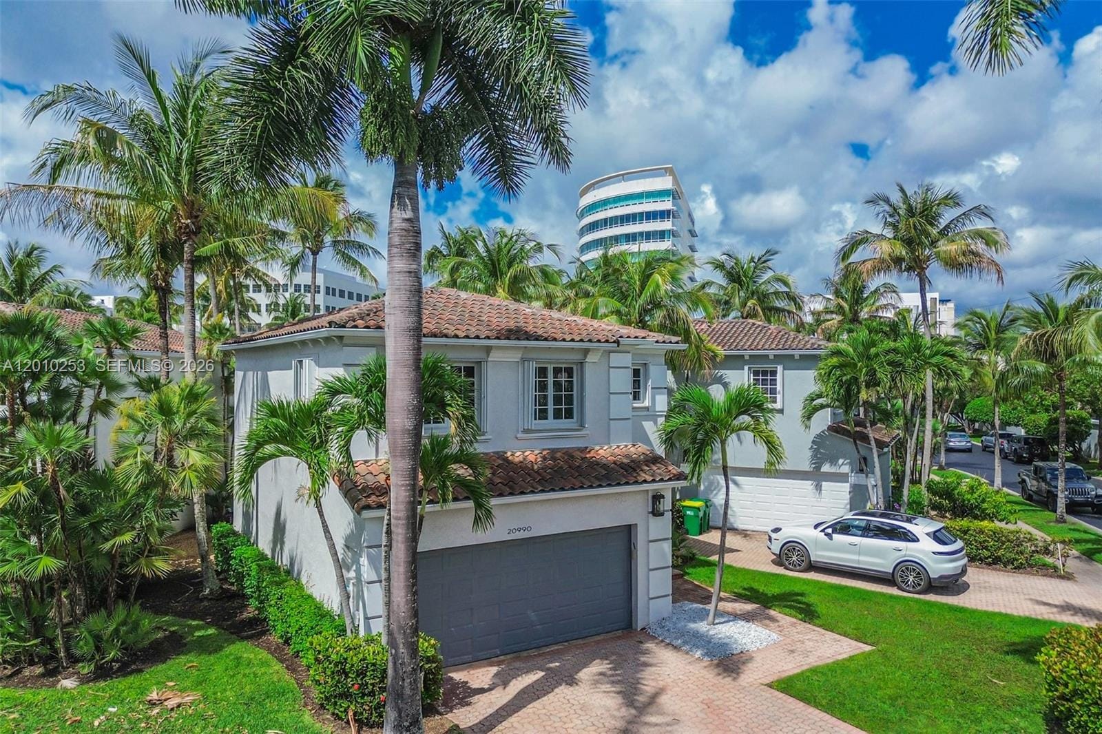 20990 NE 30th Place, Aventura, FL 33180 photo 2