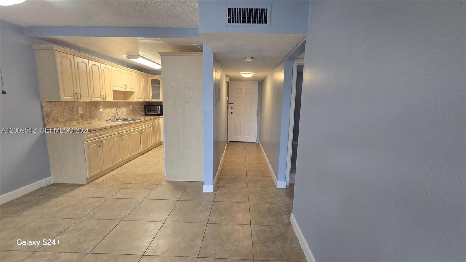 10090 NW 80th Court 1406, Hialeah Gardens, FL 33016 photo 15