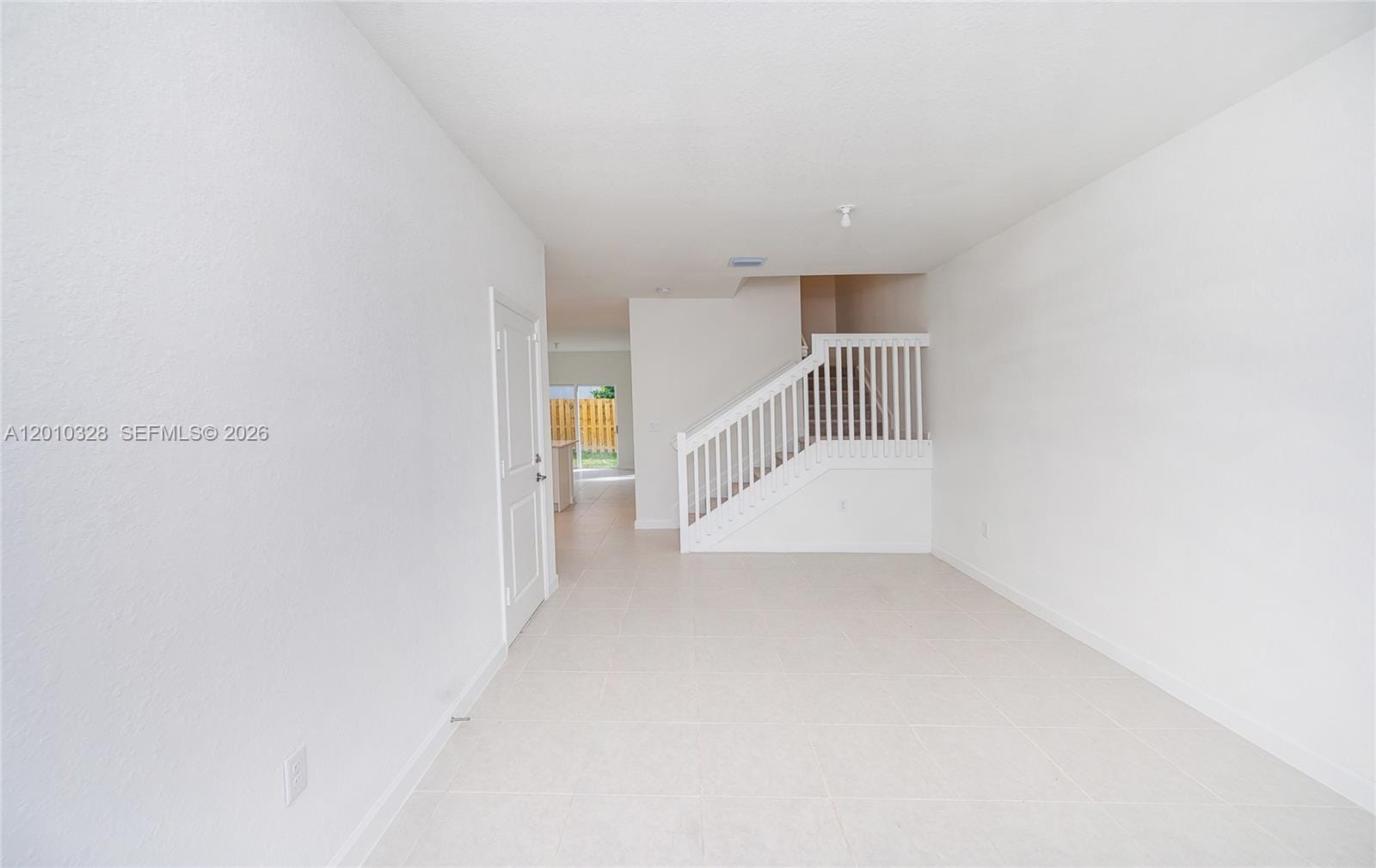 2642 SE 10 Street — photo 4