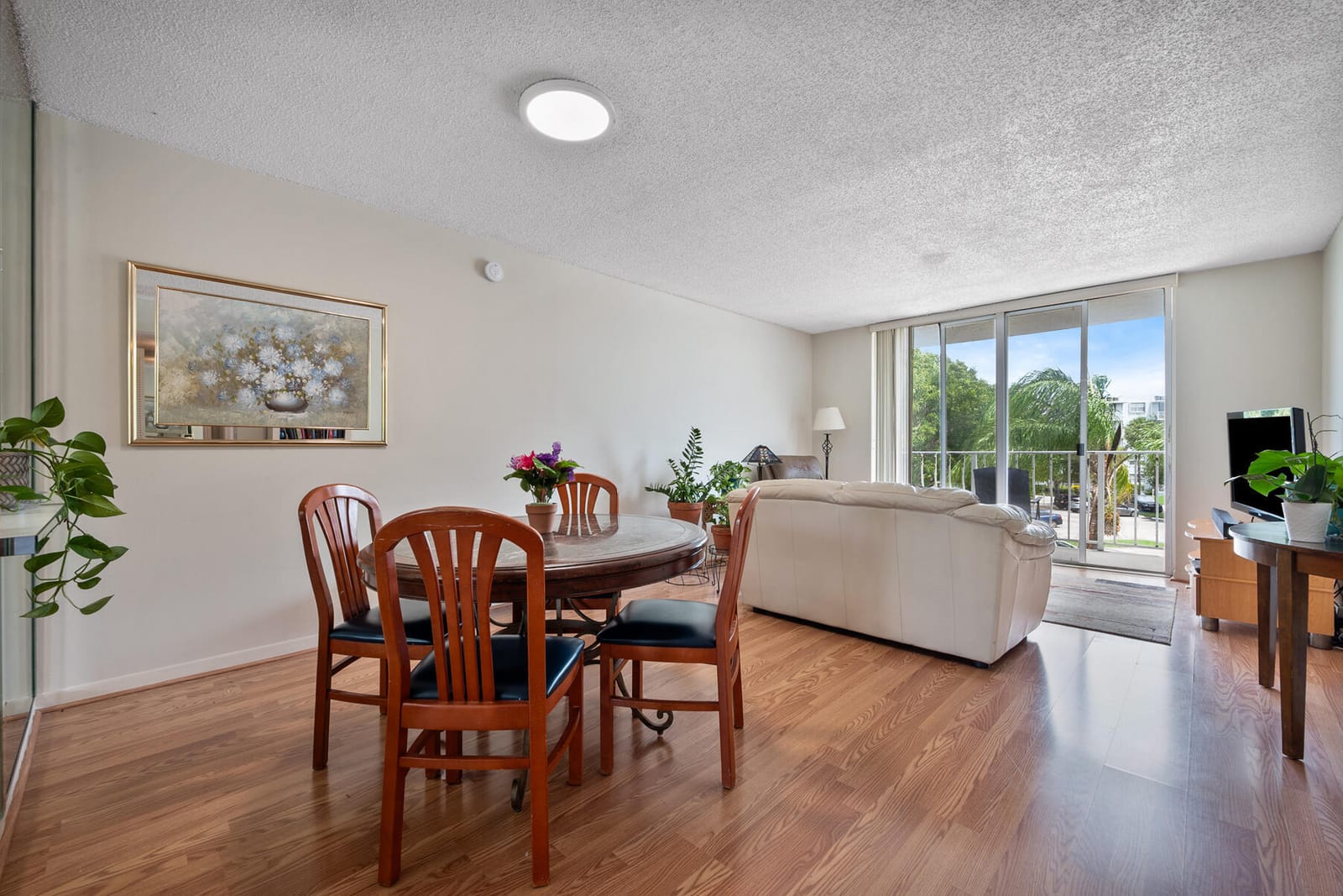 500 Executive Center Drive 3k — photo 6