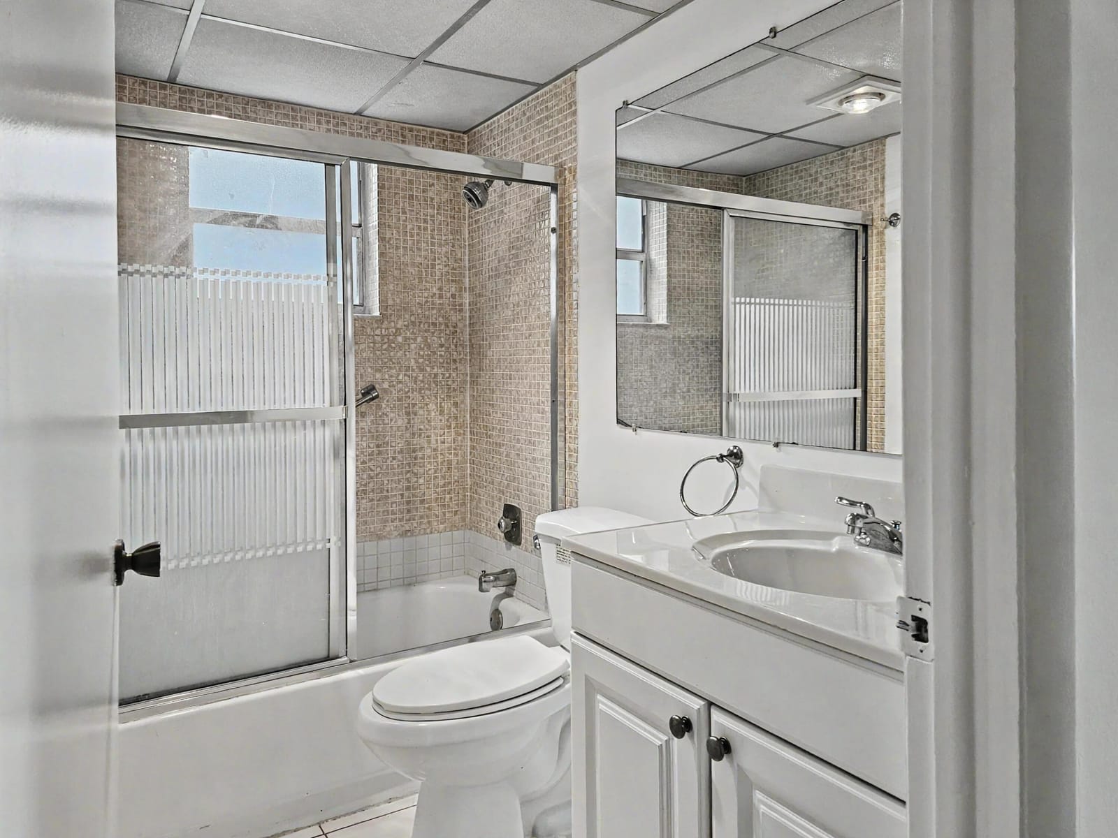 202 Piedmont E, Delray Beach, FL 33484 photo 14