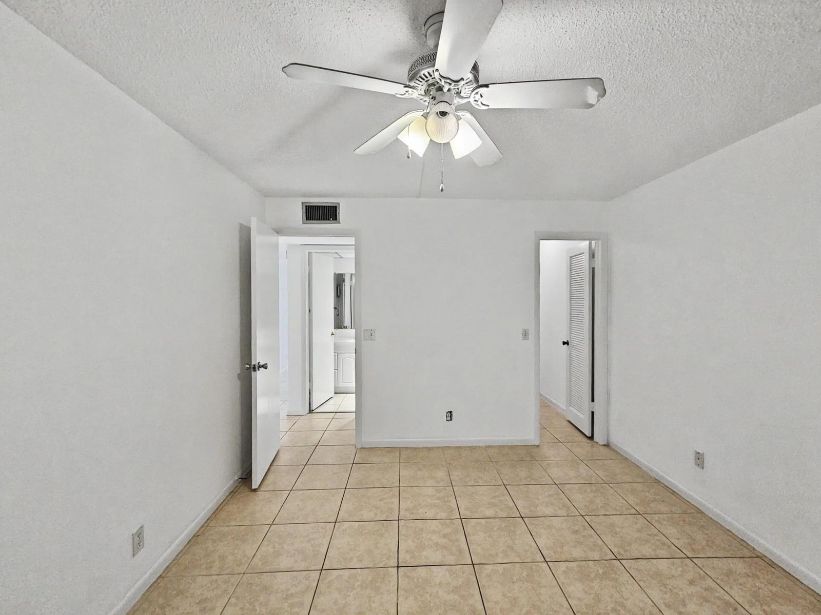202 Piedmont E, Delray Beach, FL 33484 photo 16