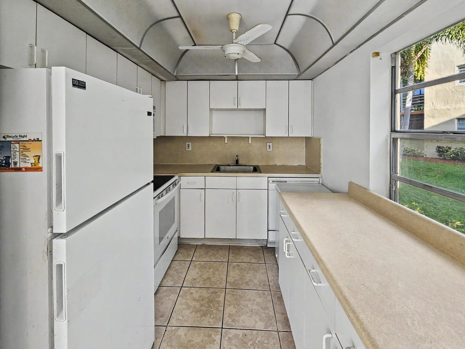 202 Piedmont E, Delray Beach, FL 33484 photo 9