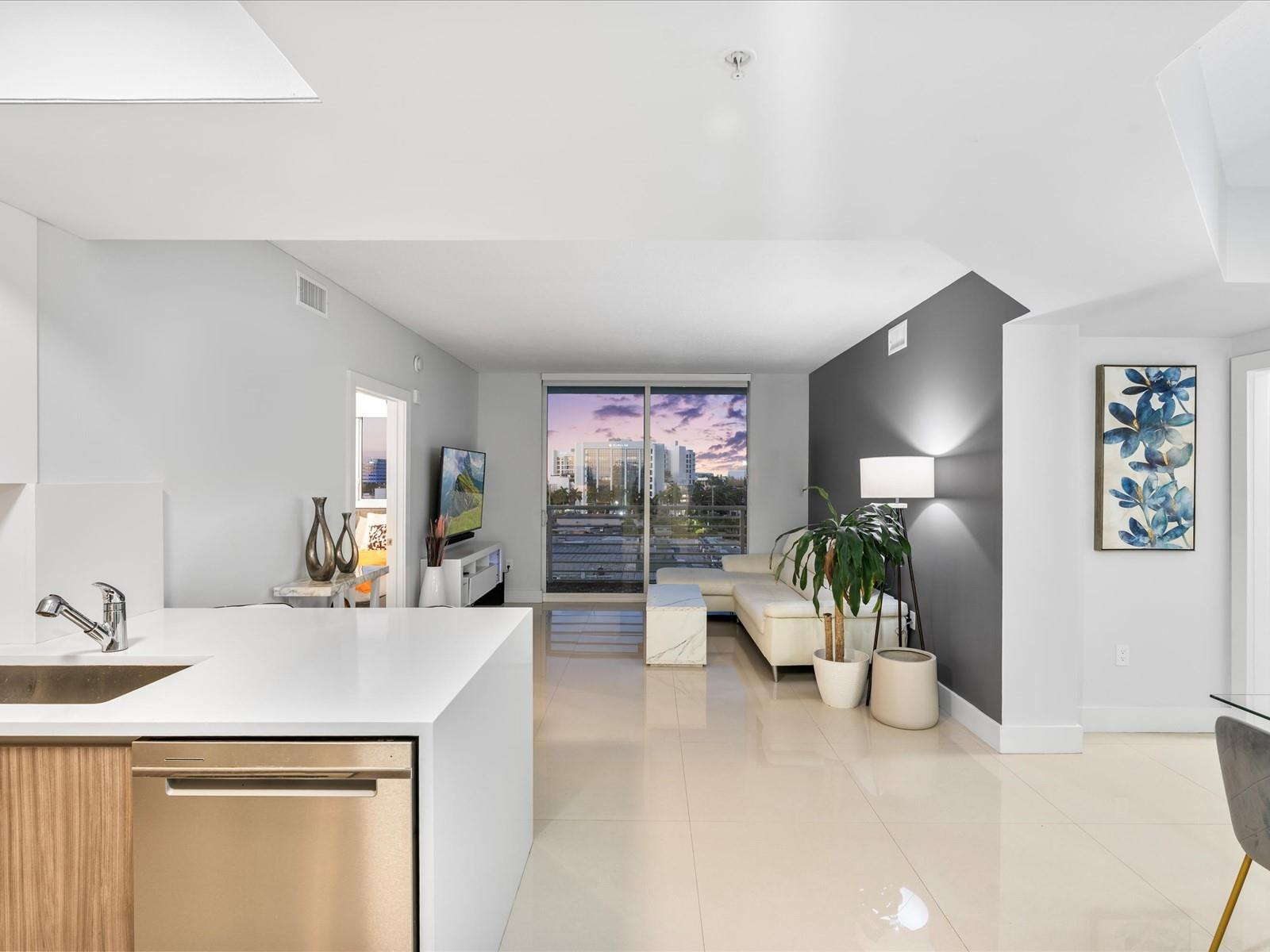 18800 NE 29th Avenue 704, Aventura, FL 33180, Aventura