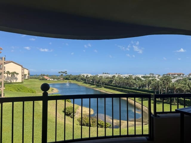 401 Ocean Bluffs Boulevard 303, Jupiter, FL 33477