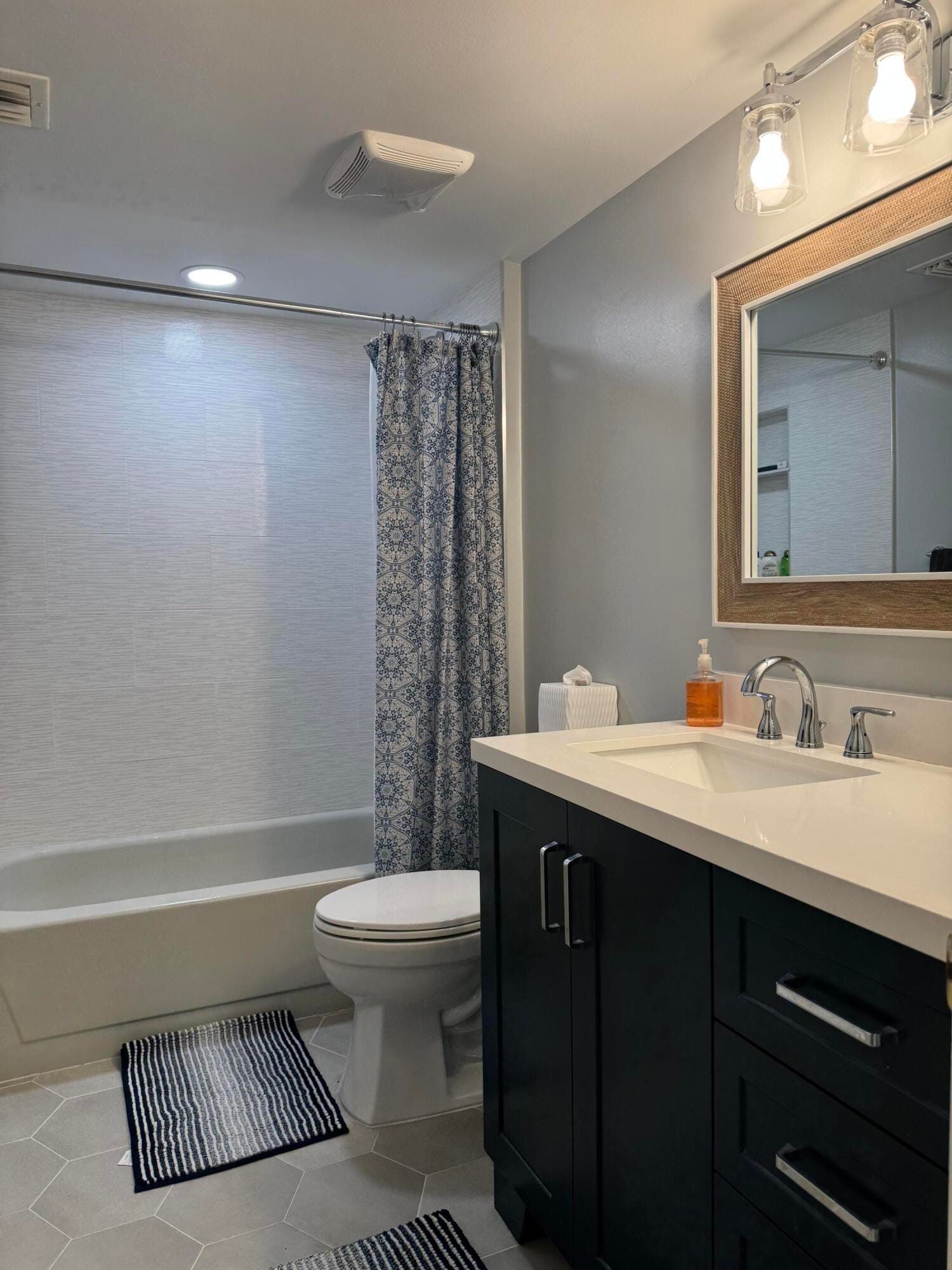401 Ocean Bluffs Boulevard 303 — photo 11