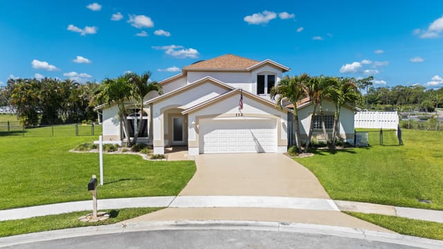 112 Camelot Court, sold in Crestwood Unit 1 Pl 4, Royal Palm Beach, FL
