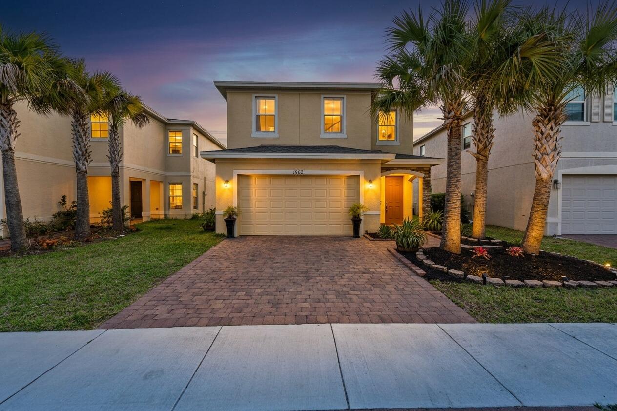 1962 NW Cataluna Circle, Port St. Lucie, FL 34986, Port St Lucie