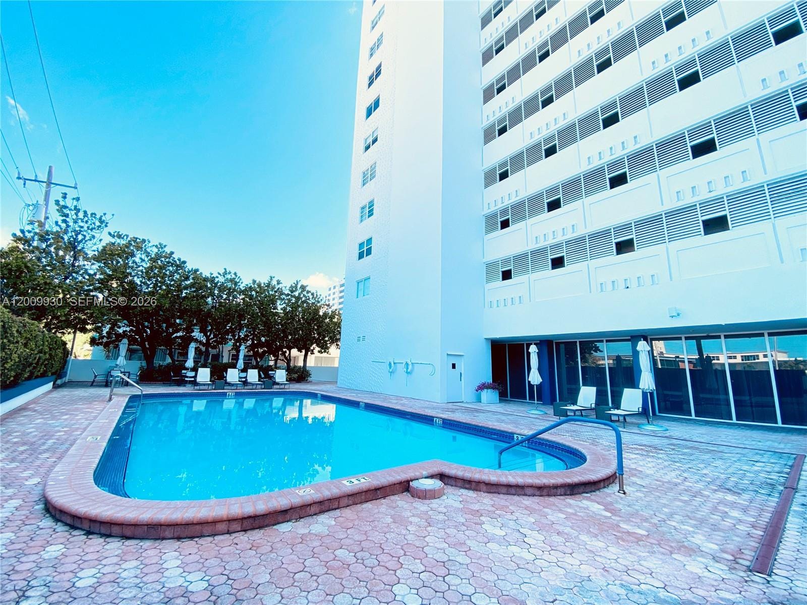 6450 Collins Avenue 1004, Miami Beach, FL 33141 photo 17