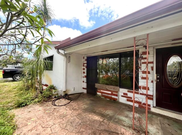 6720 Cody Street, Hollywood, FL 33024