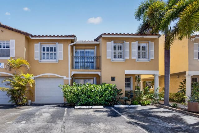 1020 Lake Shore Drive 105, sold in Bay Reach Condo, Lake Park, FL