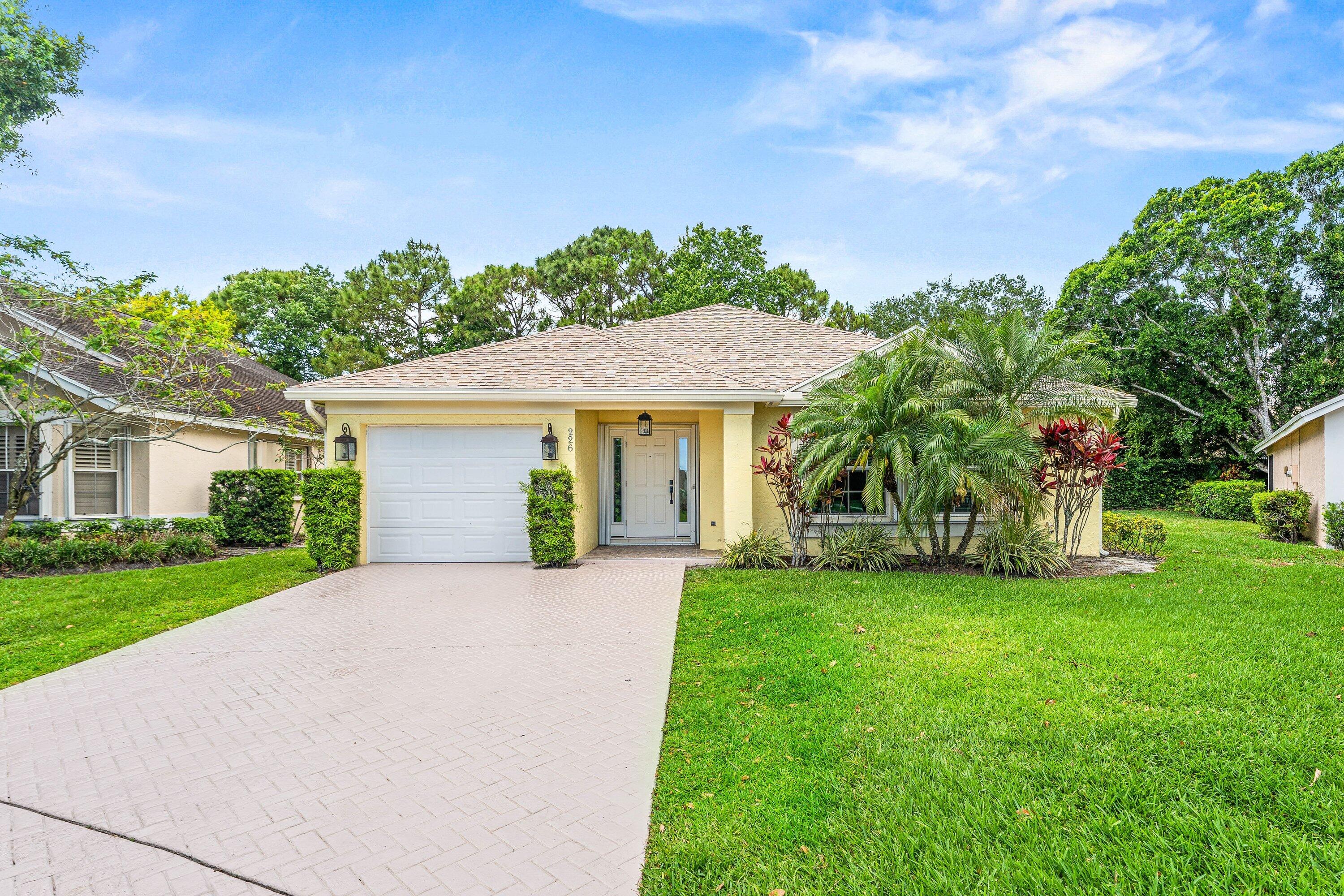 226 Moccasin Trail W, Jupiter, FL 33458, Jupiter