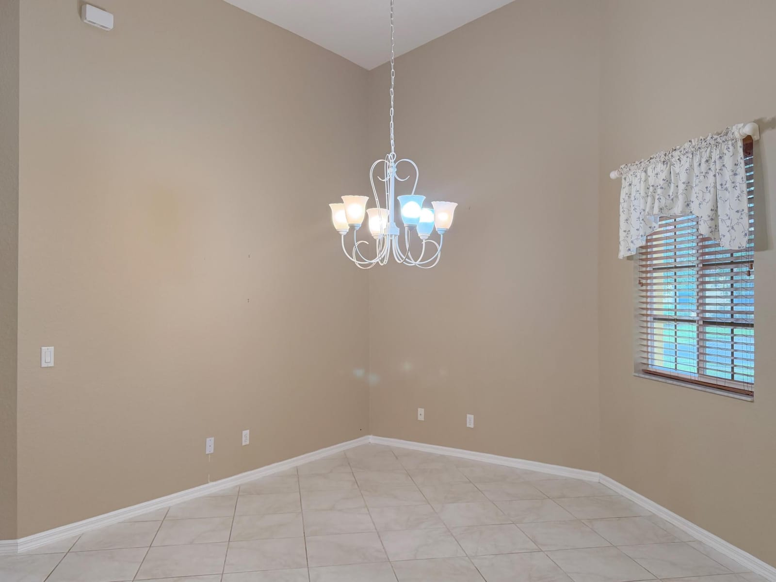 6510 Oxford Circle 101 — photo 9