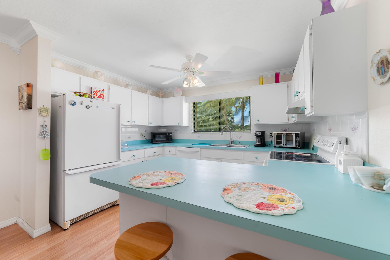 1533 SE Crayrich Court — photo 8