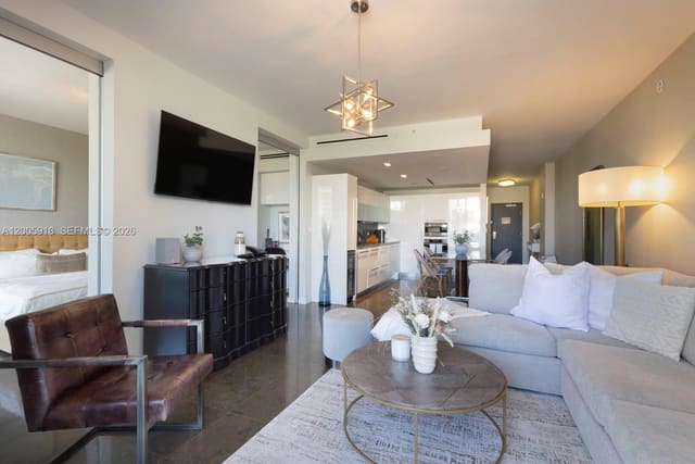 220 21st Street 303, Boulan South Beach, Miami Beach, FL