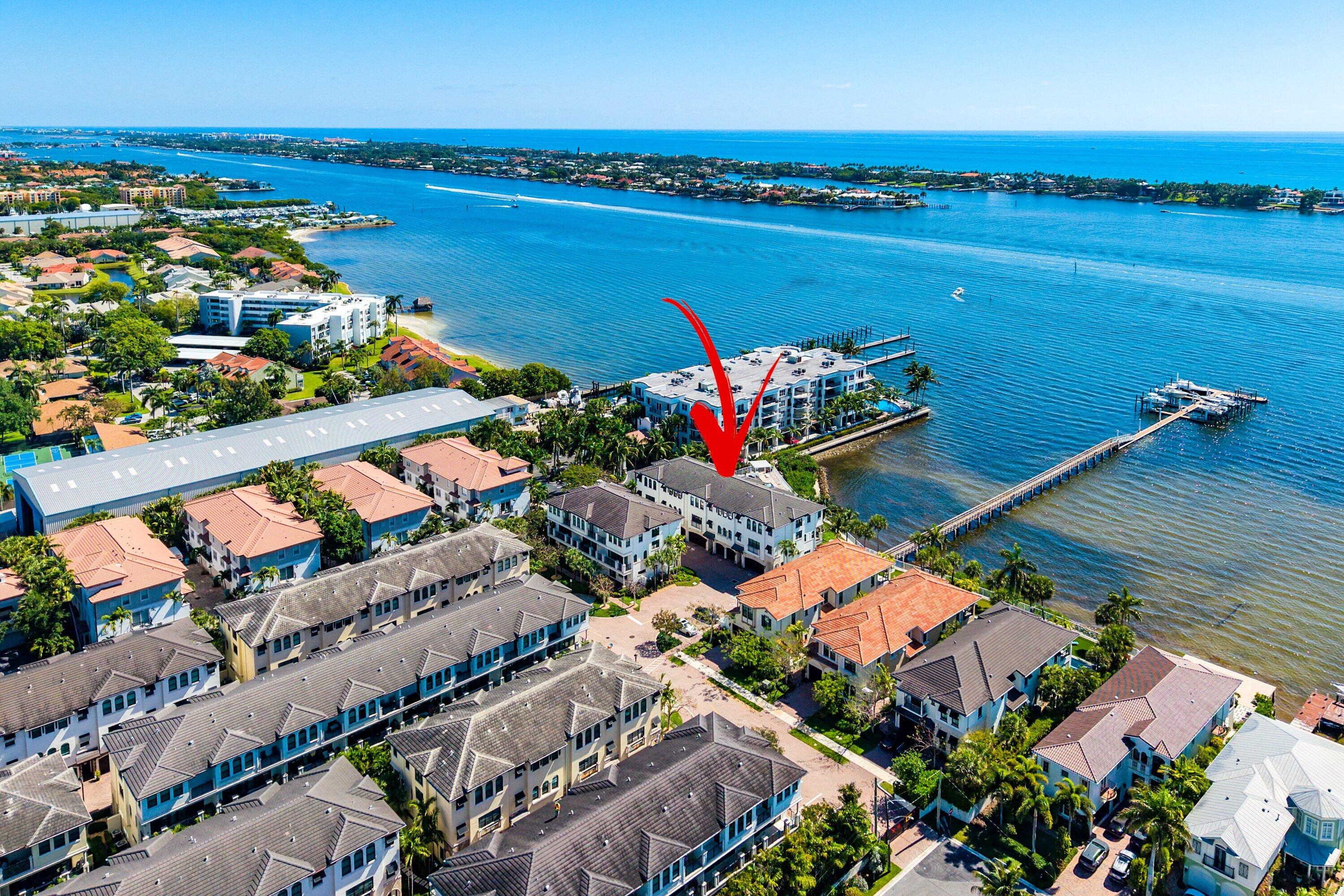 10 Windward Lane, Boynton Beach, FL 33435 photo 2