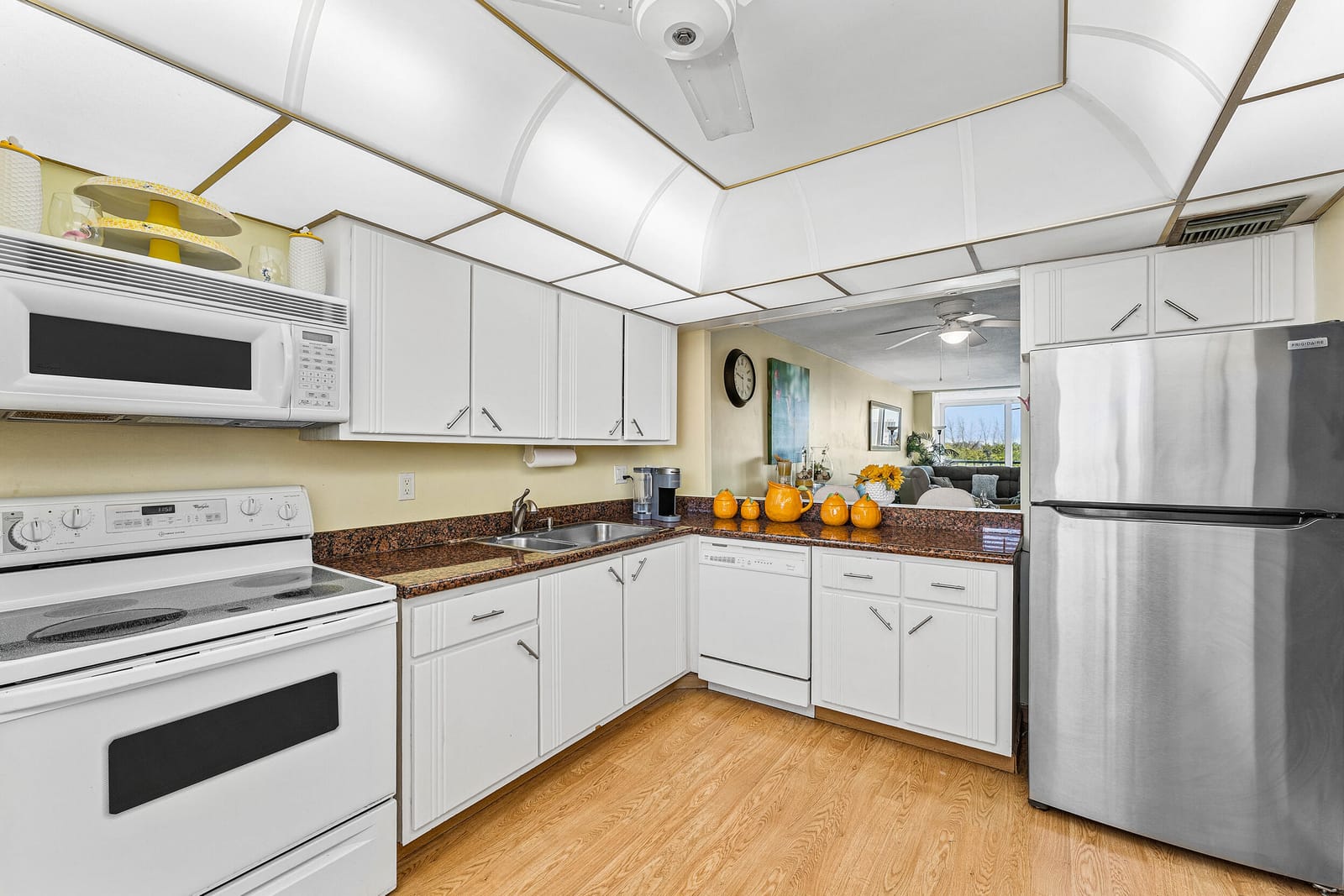 1631 Riverview Road 505 — photo 8