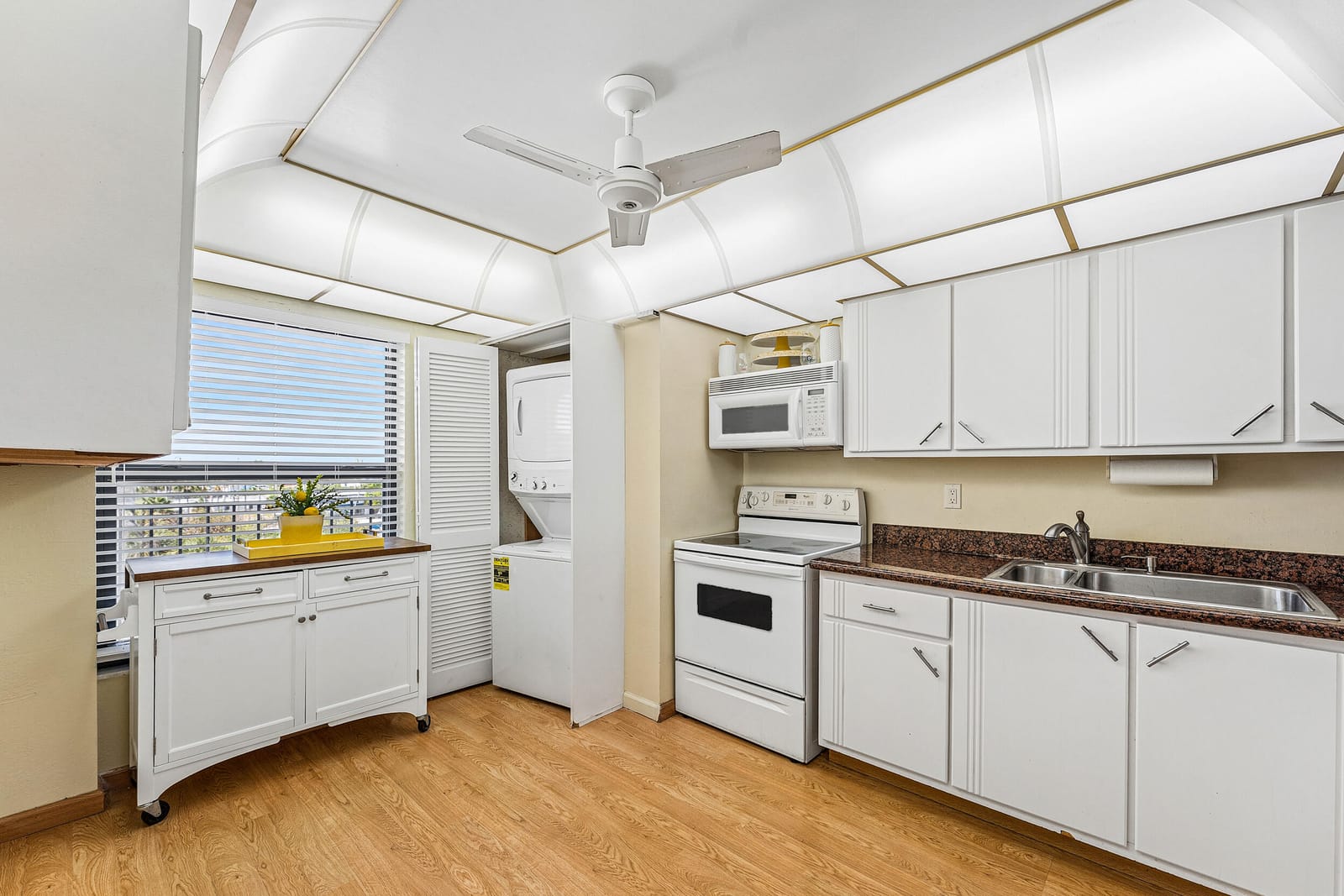 1631 Riverview Road 505 — photo 9