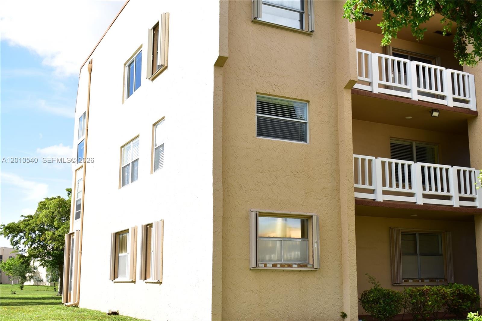 9321 Sunrise Lakes Boulevard 201, Sunrise, FL 33322 photo 24
