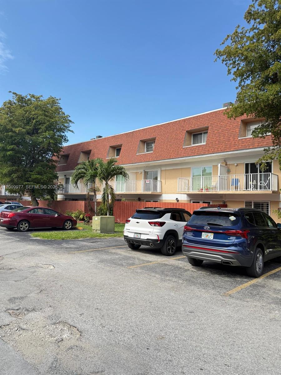 260 NW 107th Avenue 204, Miami, FL 33172, Miami