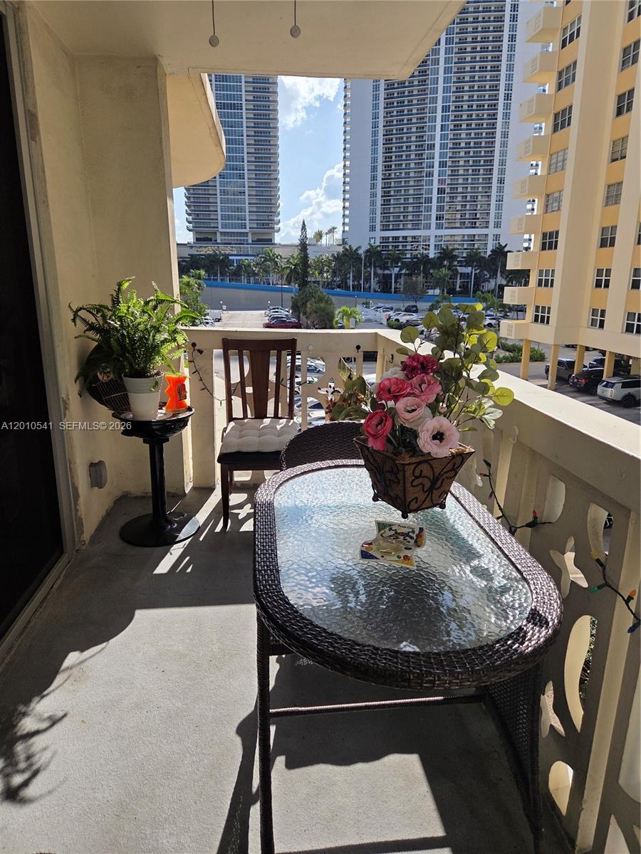 1817 S Ocean Drive 325, Hallandale Beach, FL 33009, Hallandale Beach