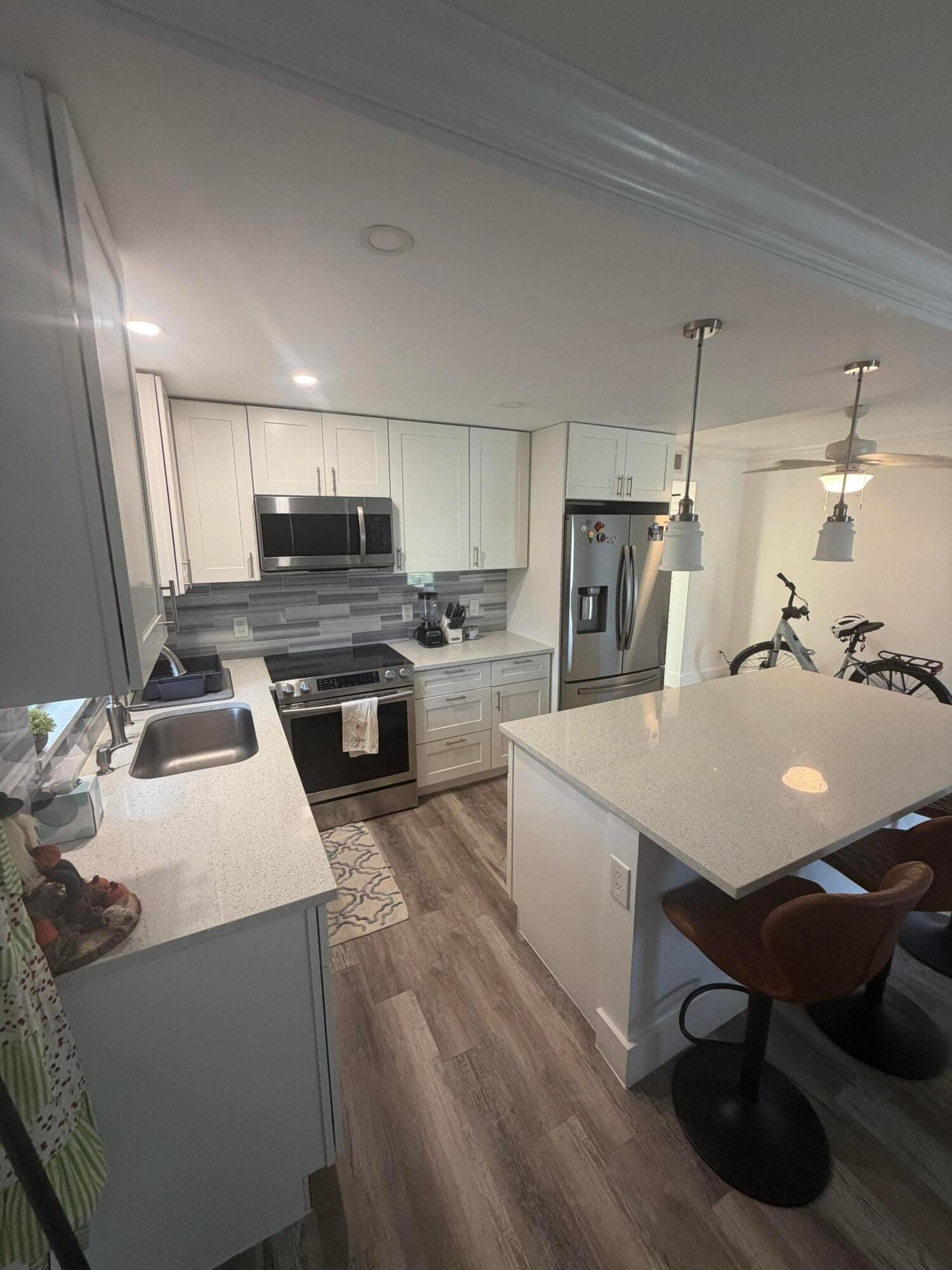 209 Newport M 209 — photo 7