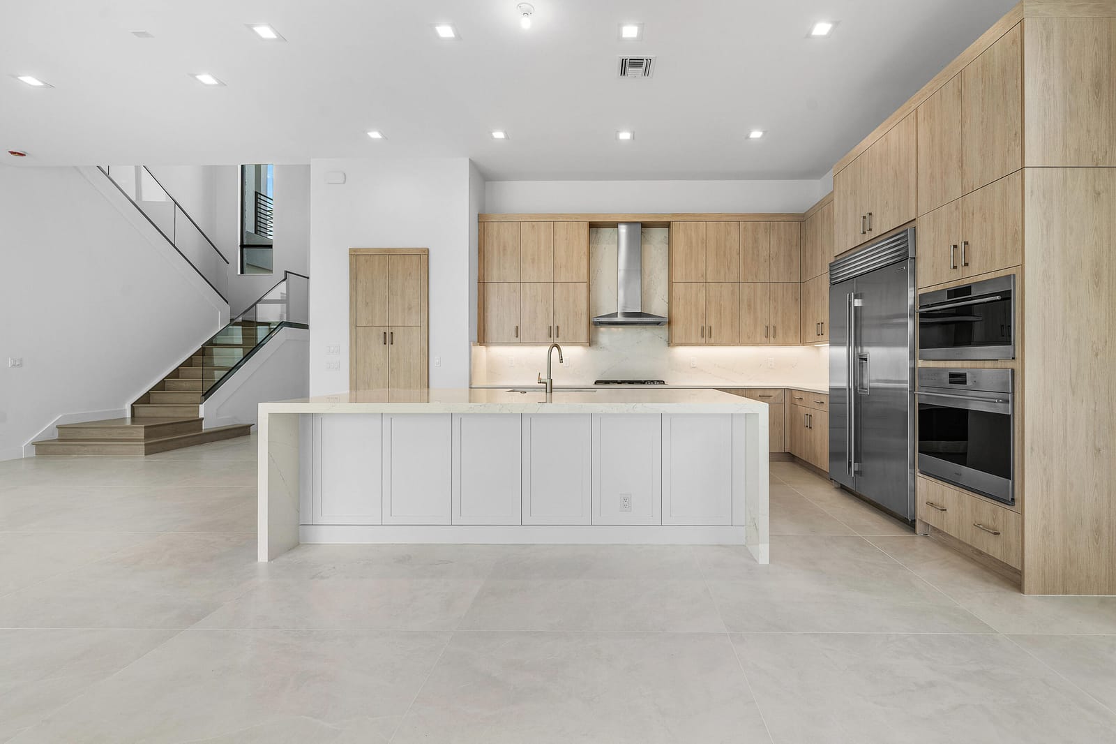 9516 Riverside Park Drive — photo 11