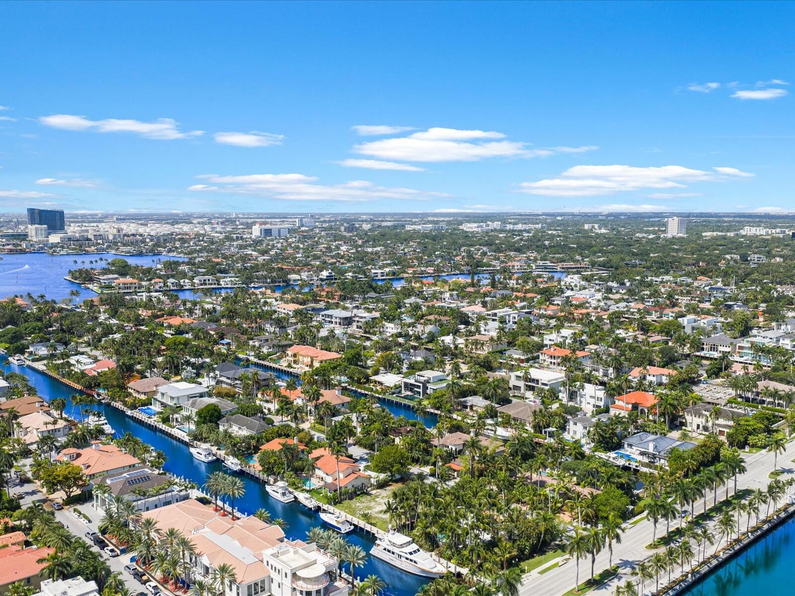 310 Coral Way, Fort Lauderdale, FL 33301 photo 4