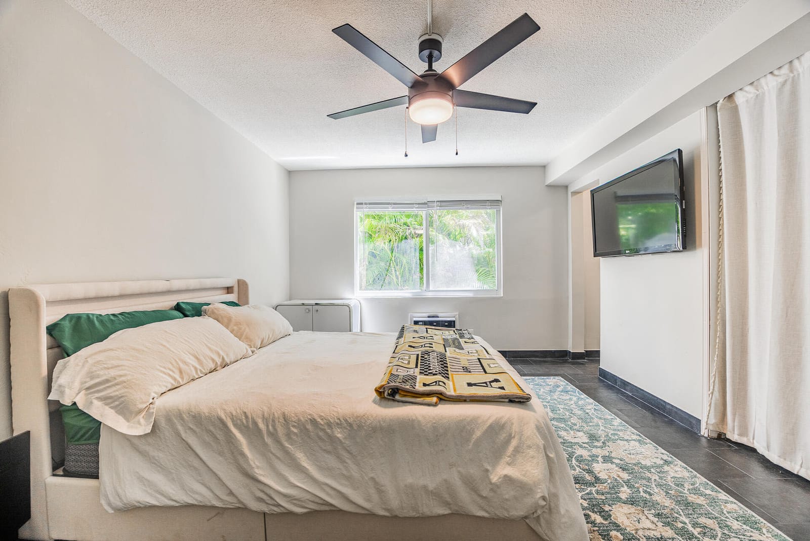 1308 Bayview Drive 1c, Fort Lauderdale, FL 33304 photo 12