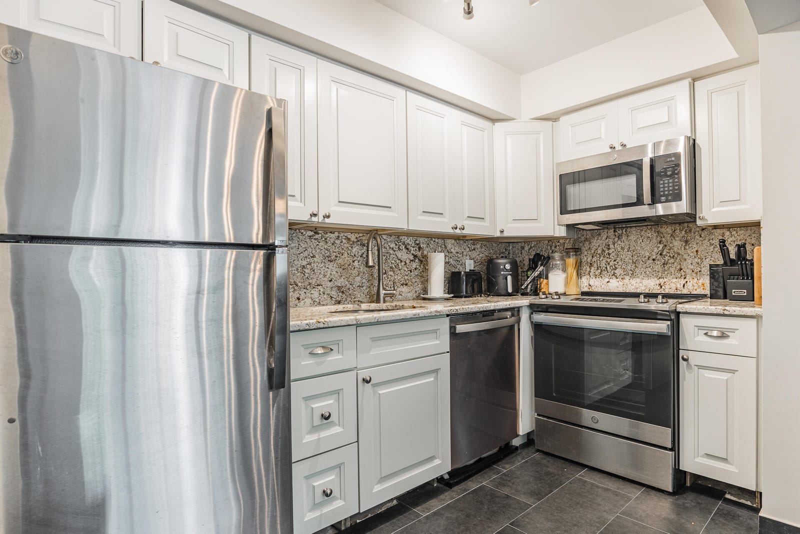 1308 Bayview Drive 1c, Fort Lauderdale, FL 33304 photo 18