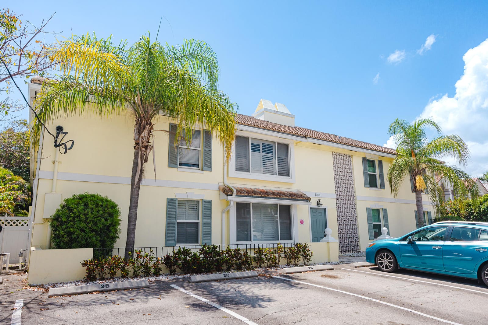 1308 Bayview Drive 1c, Fort Lauderdale, FL 33304 photo 4