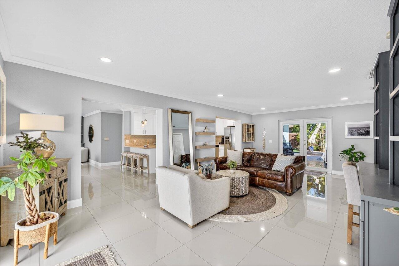 1581 SE 4th Court, Deerfield Beach, FL 33441 photo 3