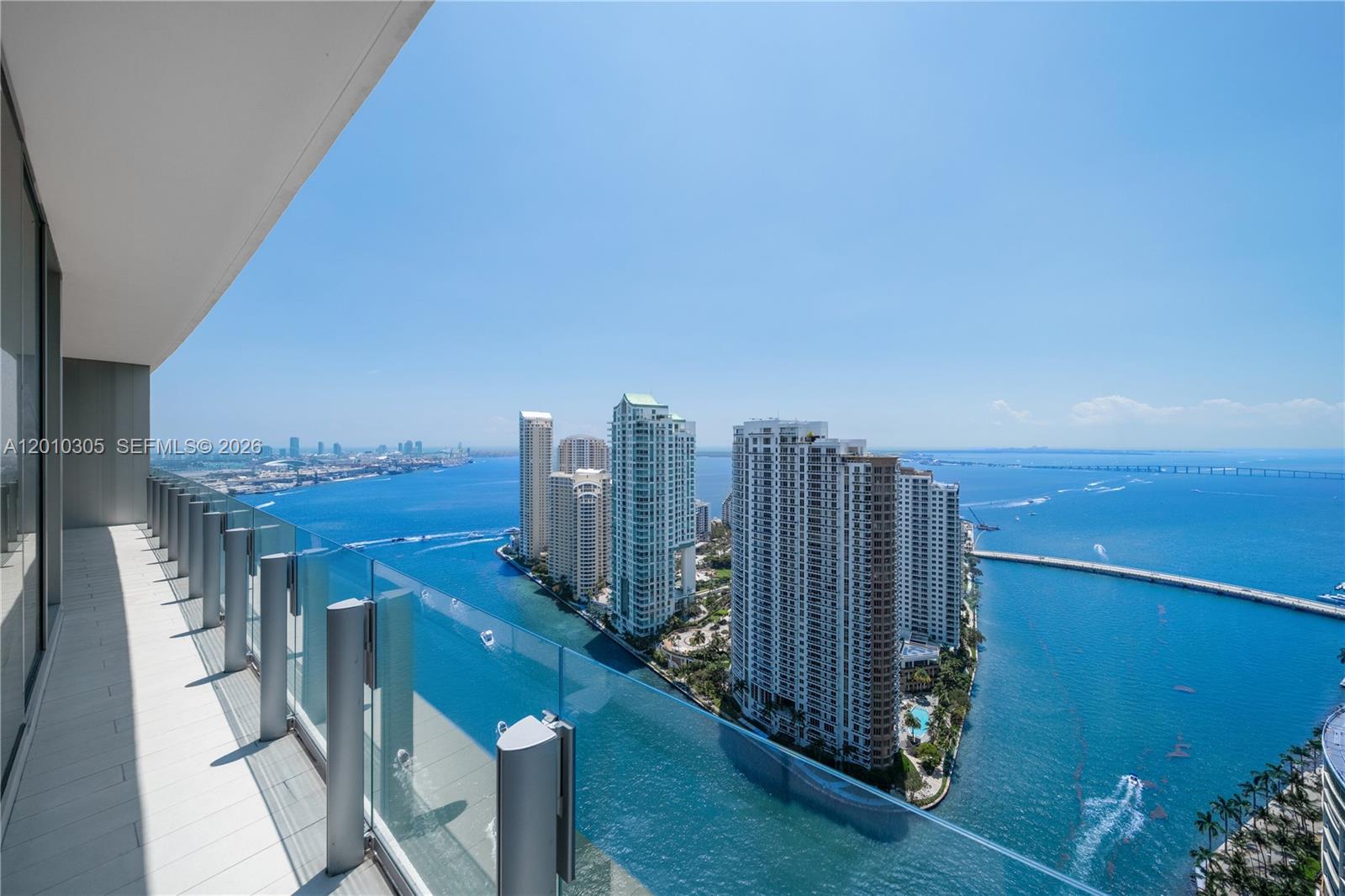 300 Biscayne Blvd Way 3503C, Miami, FL 33131, Miami