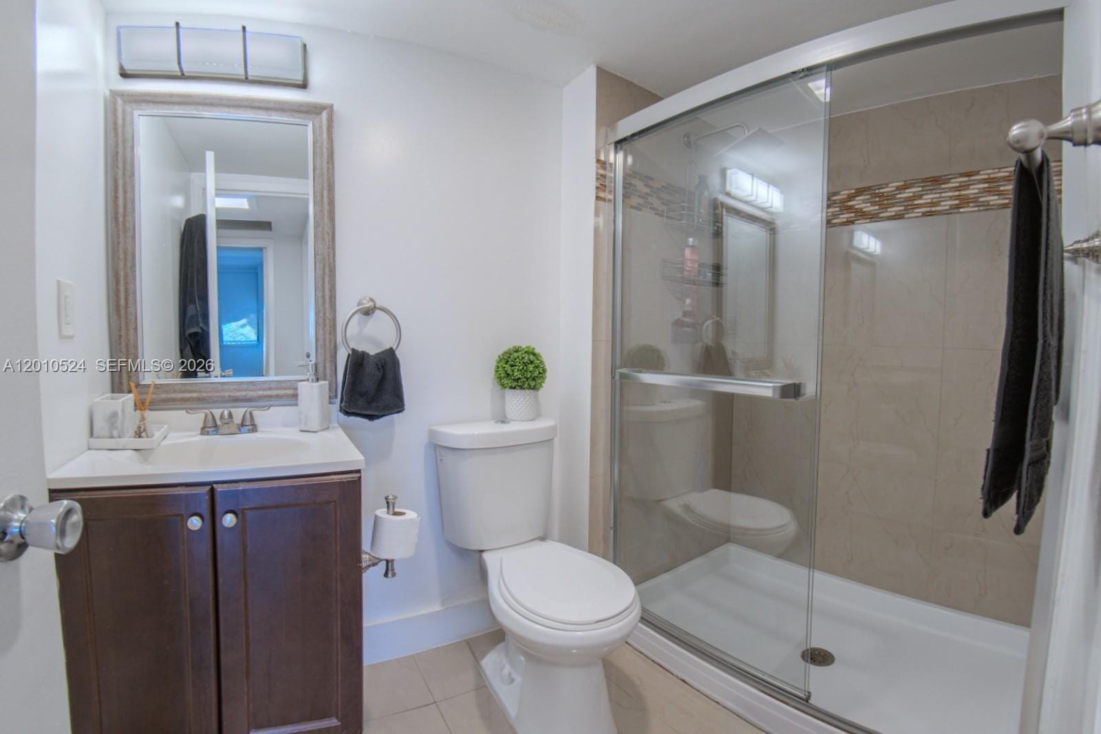 20100 W Country Club Drive 504 — photo 11