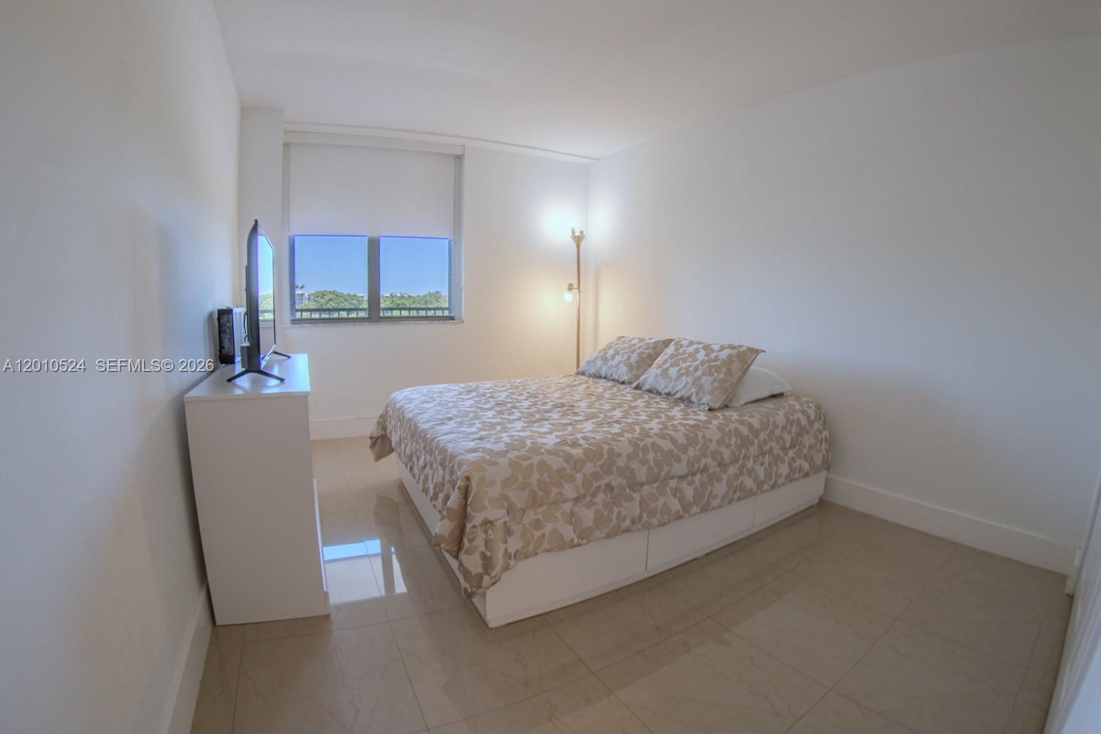 20100 W Country Club Drive 504 — photo 12