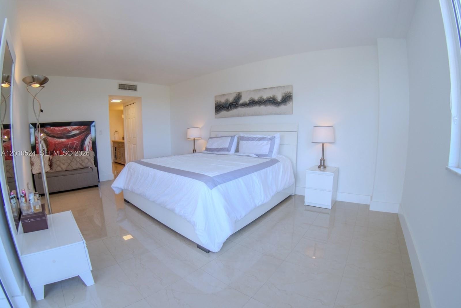 20100 W Country Club Drive 504, Aventura, FL 33180 photo 19