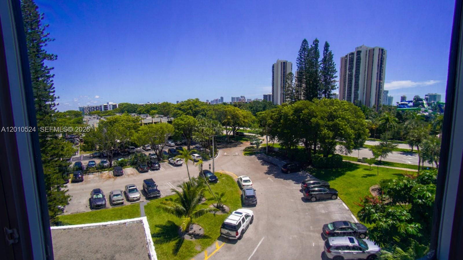 20100 W Country Club Drive 504, Aventura, FL 33180 photo 22