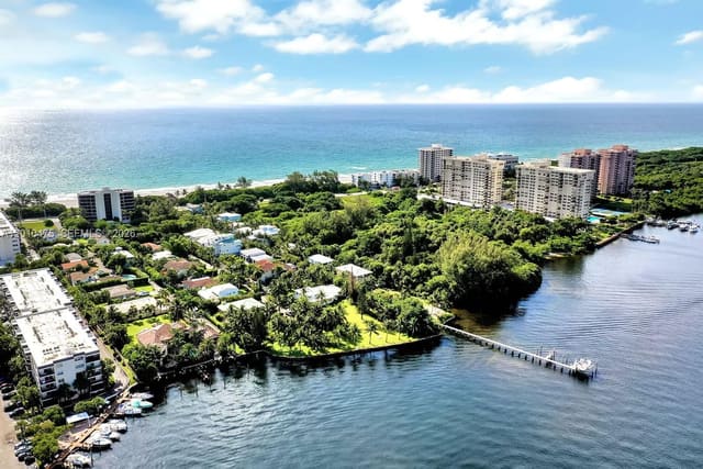 910 NE 24th Street, Boca Raton, FL 33431