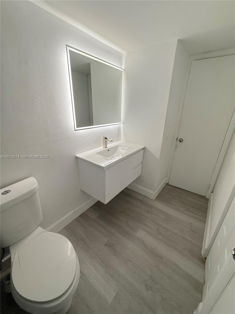 482 NW 165th St Road A-307, Miami, FL 33169 photo 13