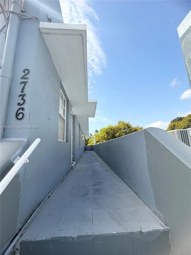 2736 SW 22nd Street 2, Miami, FL 33133